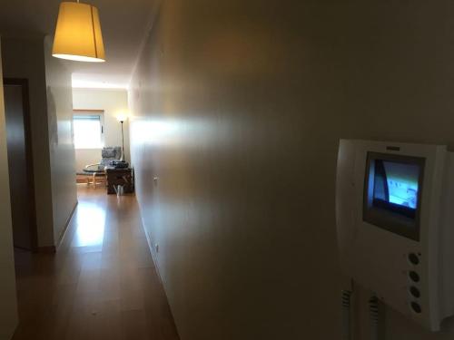 TV a/nebo společenská místnost v ubytování Caminho de Santiago, Alandroal