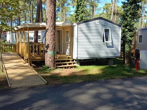 Mobil'home PMR sous les pins !