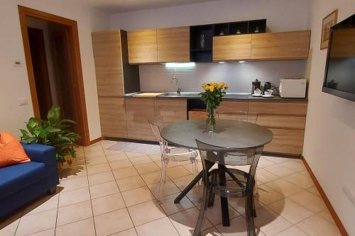 Dapur atau dapur kecil di Ca' Viola Appartamento