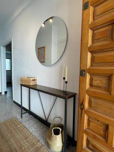 Stylish apartment 200m from the beach