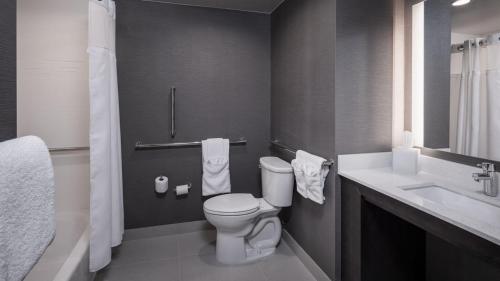 Ένα μπάνιο στο Residence Inn by Marriott Denver Aurora