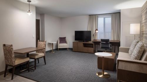 Μια τηλεόραση ή/και κέντρο ψυχαγωγίας στο Residence Inn by Marriott Denver Aurora