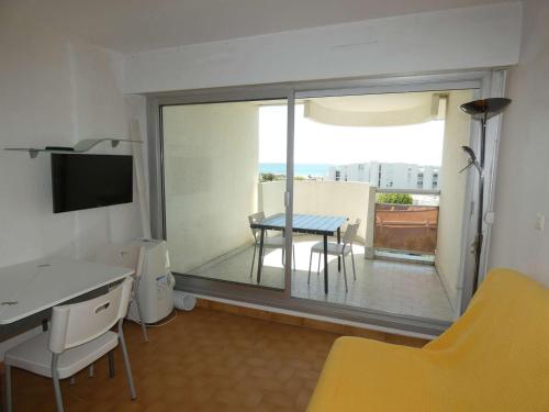 Photo de la galerie de l'établissement Studio cabine moderne proche plage et commerces avec parking privé - FR-1-328-226, à La Grande Motte