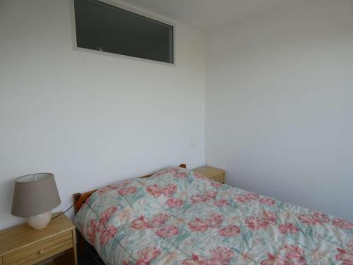 Charmant T2 avec Piscine, Proche Plage et Commerces, Garage Privé, Quartier Couchant