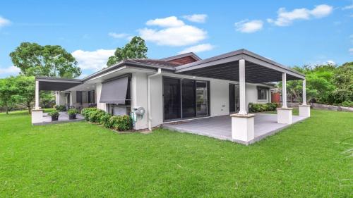 Bangunan di mana terletaknya rumah percutian