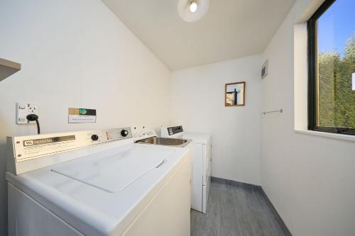 Φωτογραφία από το άλμπουμ του Revive House σε Καϊκούρα