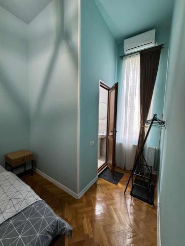 Postel nebo postele na pokoji v ubytování Guest House Sector 30