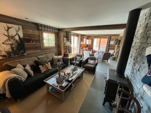 Chalet Beaune - Charming and Stylish Chalet in Les Gets