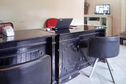 Televisyen dan/atau pusat hiburan di Makaliwe Mitra RedDoorz