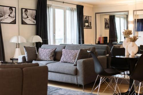 Photo de la galerie de l'établissement Appartement de Luxe Avenue Montaigne, à Paris
