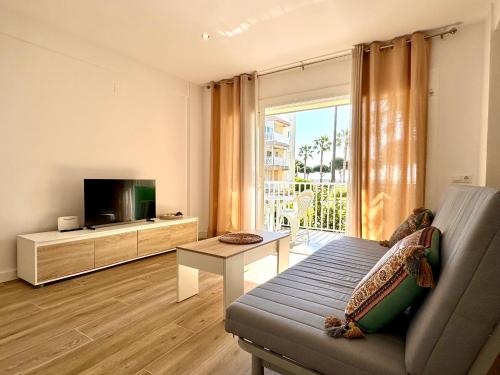 Apartamento con las vistas al mar