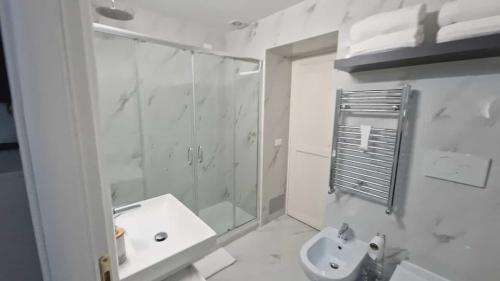 Koupelna v ubytování Borgo Pio 182 Vatican Suite