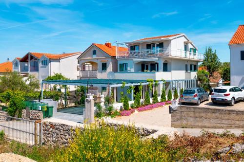 Ojra NEW apartment with seaview