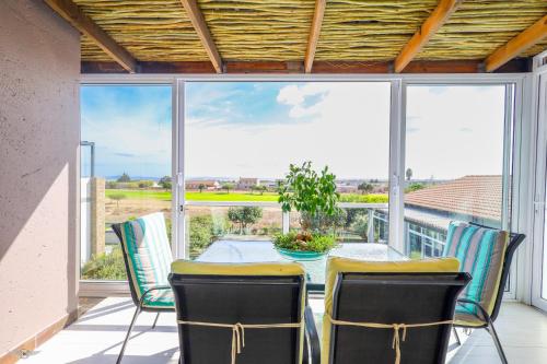 Μπαλκόνι ή βεράντα στο Flensborg Studios & Penthouse - Langebaan Golf Estate