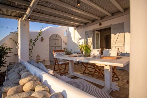 Cosy Bohème retreat with sea views