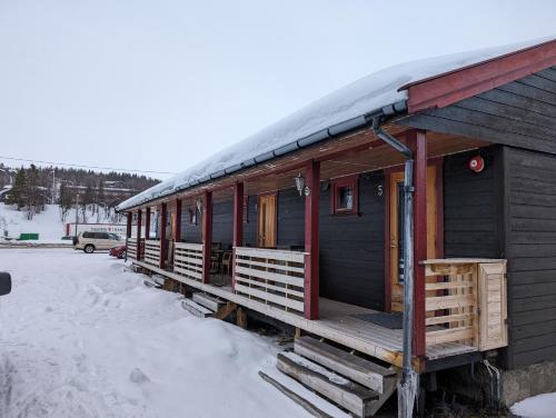 L'établissement Skaidicenteret Motell en hiver