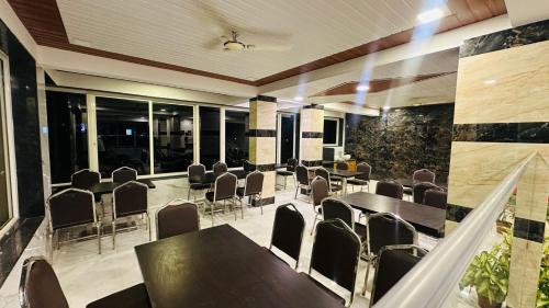 Restorāns vai citas vietas, kur ieturēt maltīti, naktsmītnē Panchavati Resto & Spa