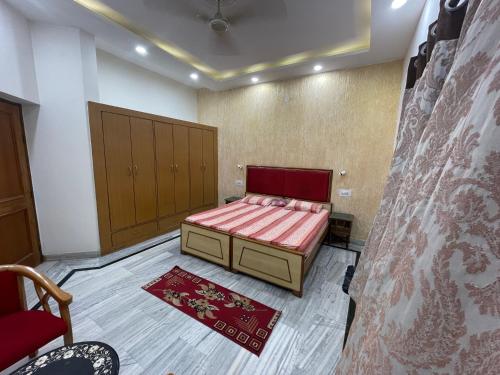 Katil atau katil-katil dalam bilik di N Homestay Agra
