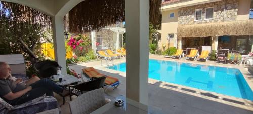 Πισίνα στο ή κοντά στο çileks apart otel