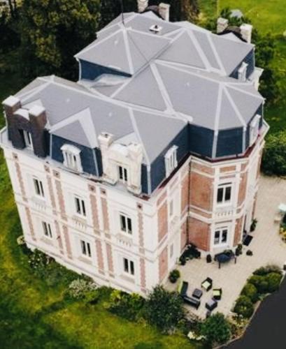 Photo de la galerie de l'établissement Chateau Gouault-Marouteau, à Sains-du-Nord