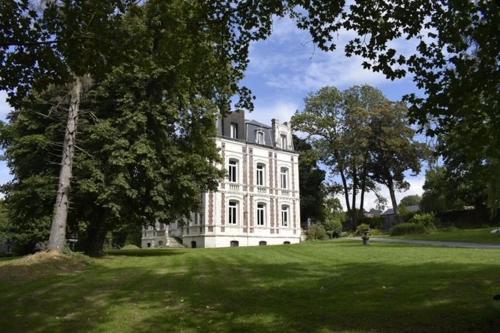 Photo de la galerie de l'établissement Chateau Gouault-Marouteau, à Sains-du-Nord