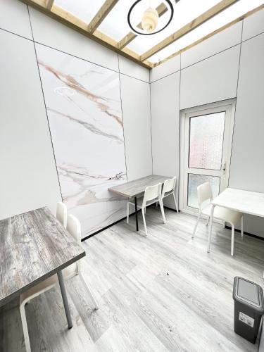 ペンブルックシャーにあるThe Modern Space - New Renovation!のギャラリーの写真