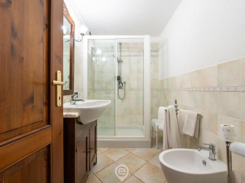 Gallery image of Carrubo Oasis in Is Molas 