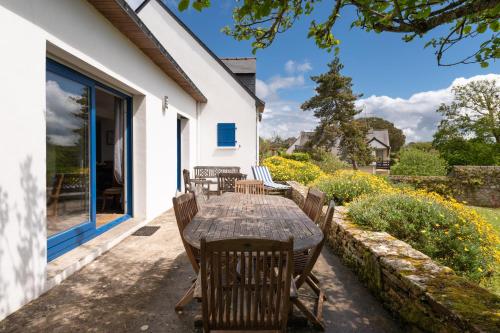 La maison aux volets bleus