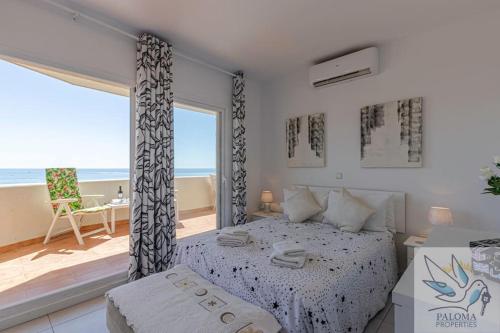 Wonderful Apt with water park and sea views