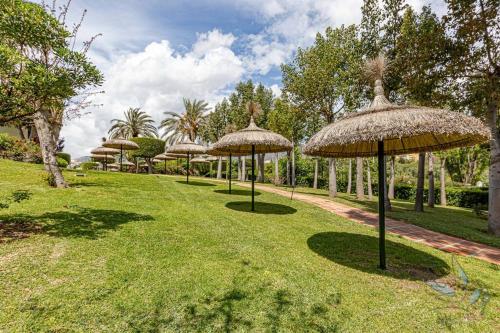 Wonderful Apt with water park and sea views
