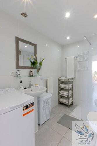 Wonderful Apt with water park and sea views