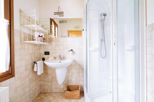 Bilik mandi di Agriturismo Le Noci