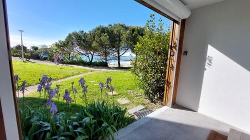 Bel appartement avec parking, face à la mer