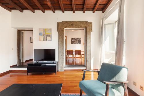 Farnese Apartment 1870