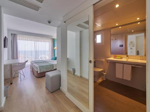 Gallery image of BQ Apolo Hotel in Can Pastilla