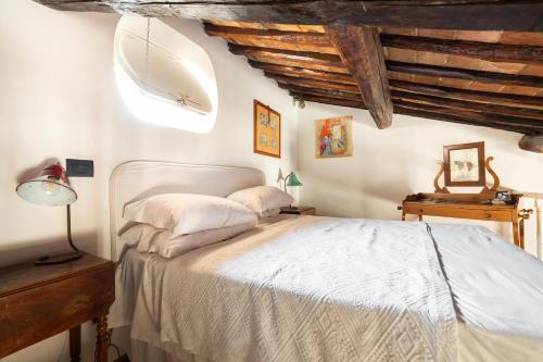Farnese Stunning Penthouse | Romeloft
