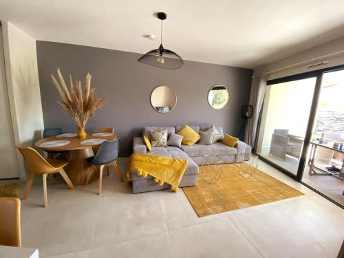 Appartement 4 personnes - Grande terrasse - Proche du Port - Porto-Vecchio