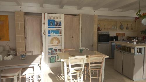 Nhà bếp/bếp nhỏ tại Masseria Verbena suites