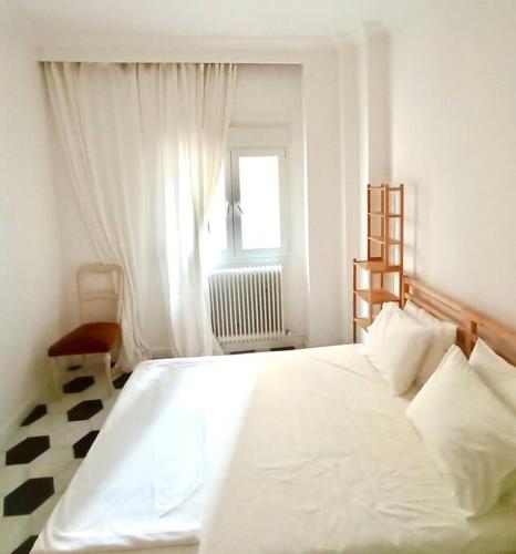 Stylish City Flat Near Promenade