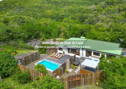 an overhead view of a house with a swimming pool at Jo'z le rêve in Les Anses-dʼArlets