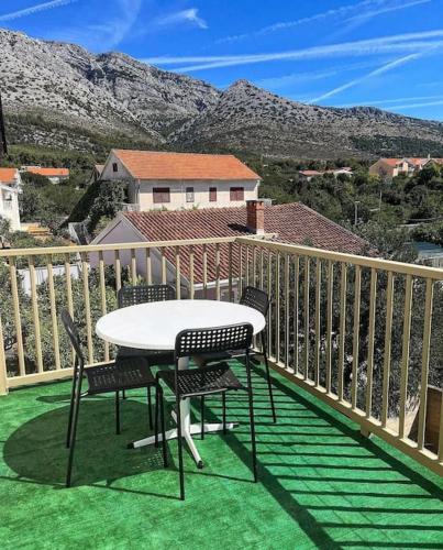 Fotografie z fotogalerie ubytování Apartments Vero 2-4 Personen v destinaci Orebić