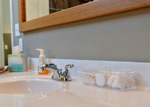 Fotografie z fotogalerie ubytování Serenity House Retreat Near MKT v destinaci Hartsburg