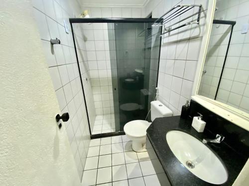 Ванная комната в Apart Hotel Brasil Tropical Meireles - By Ideal Trip