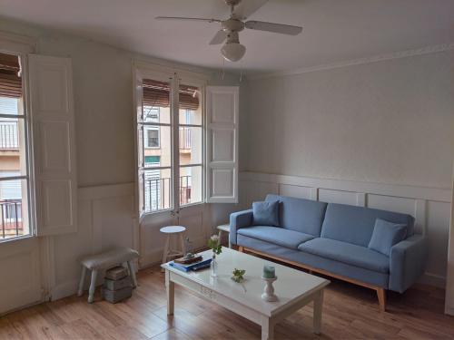 Χώρος καθιστικού στο Reus, cosy apartment in the city's centre