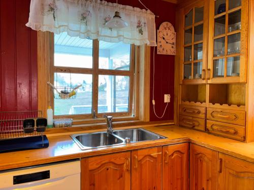 Kuchyň nebo kuchyňský kout v ubytování Flåm Holiday Home