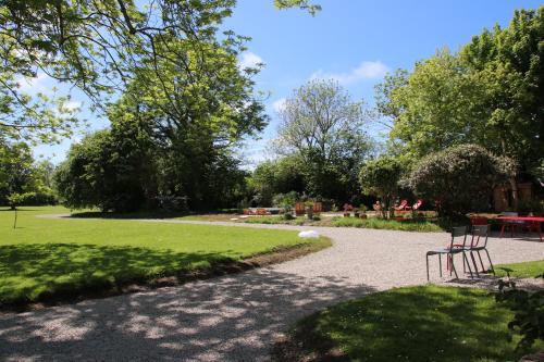 Zahrada ubytování La Villa Mirabelle 2min d'Arromanches-les-Bains