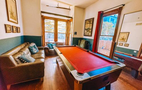 ITH San Diego Adventure Hostel Image