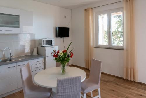 Apartments by the sea Zadar - Diklo, Zadar - 5925