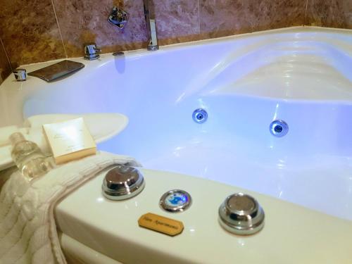 Salle de bains dans l'établissement Zambak Apartments