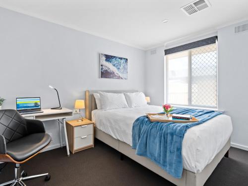 Fotografie z fotogalerie ubytování Hectorville Luxe Haven Suite v destinaci Campbelltown